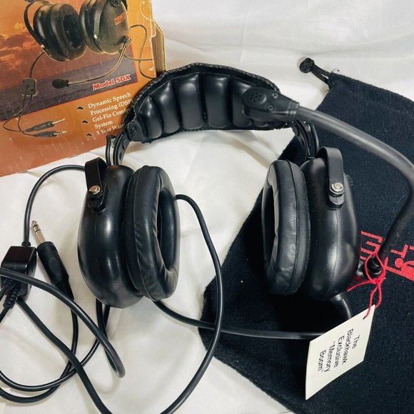 Flightcom Blackhawk DSP 5DX Aviation Headset And A Pair Of Foggles Vintage - Picture 1 of 12